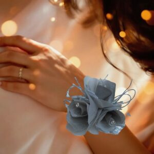 Botones de rosa plateados