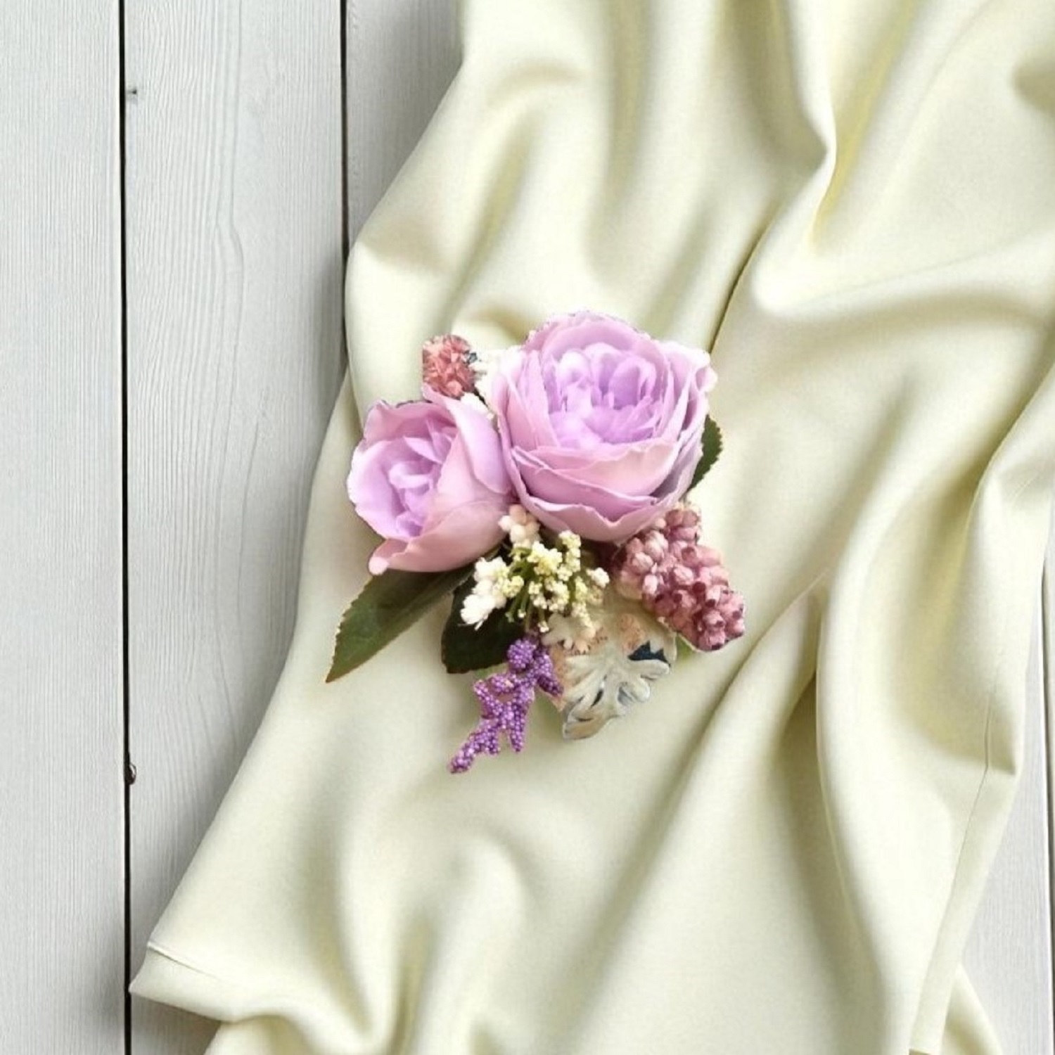 Pulsera de Peonias Lilas